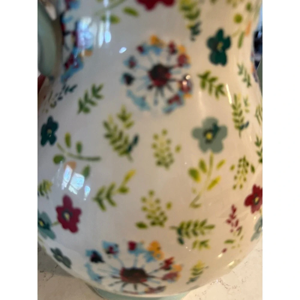 The Pioneer Woman charming ceramic